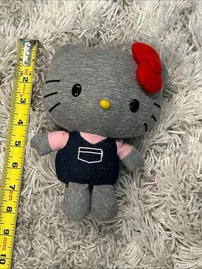 Sanrio Hello Kitty Grey Plush with Red Bow